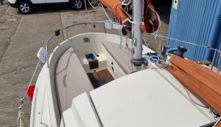 Hunter Liberty 23 - Laissez Faire - 3 Berth Sailing Yacht