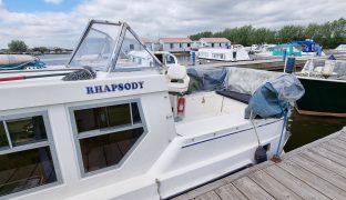 Riverboat 26 - Rhapsody - 4 Berth Inland Cruiser