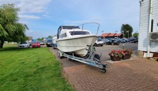 Shetland 4+2 (2004) - 4 Berth Inland Cruiser