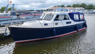 Duchy 27 - Salix - 2 Berth Motor Yacht