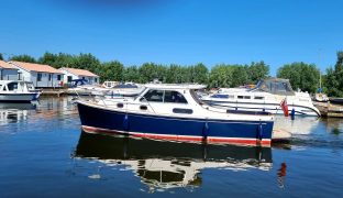 Duchy 27 - Salix - 2 Berth Motor Yacht