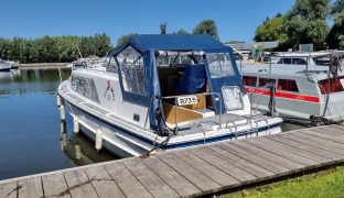 Susie May - 5 Berth Inland Cruiser