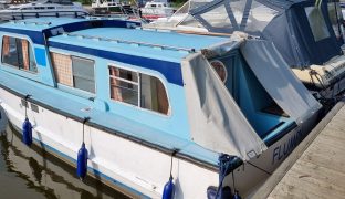 Hampton Mk2 -Flumpy - 4 Berth Inland Cruiser