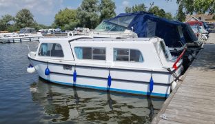 Hampton Safari - Elsa II  - 4 Berth Inland Cruiser