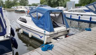 Dolphin 19 - So Wot - 4 Berth River Cruiser