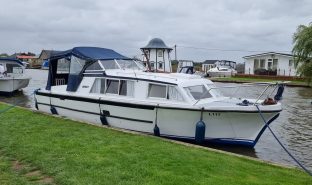 Bounty 27 - Spirit - 4 Berth Inland Cruiser