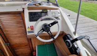 Fletcher Vigo - Makasi - 2 Berth Motor Boat