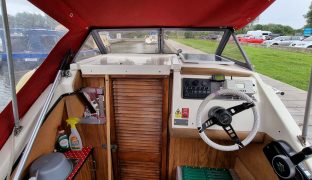 Fletcher Vigo - Makasi - 2 Berth Motor Boat