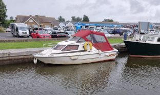 Fletcher Vigo - Makasi - 2 Berth Motor Boat