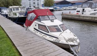 Fletcher Vigo - Makasi - 2 Berth Motor Boat