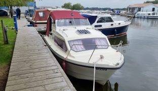 Shetland 4+2 - Skipper - 4 Berth Motor Boat