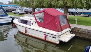 Shetland 4+2 - Skipper - 4 Berth Motor Boat