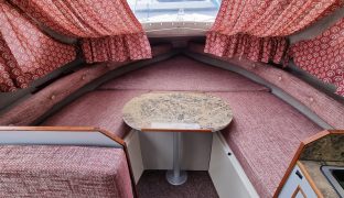 Shetland 4+2 - Skipper - 4 Berth Motor Boat