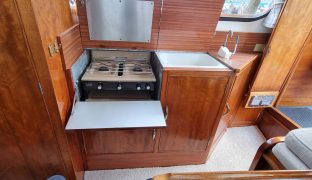 Freeman 22 - New Dawn - 4 Berth Inland Cruiser