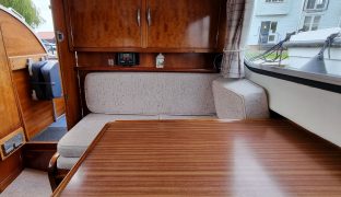Freeman 22 - New Dawn - 4 Berth Inland Cruiser