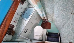Broom Skipper - Genesis - 4 Berth Inland Cruiser