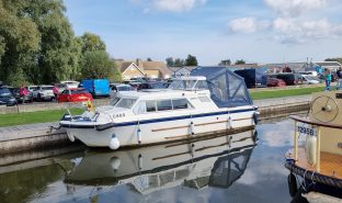 Norman 24 - Boudica - 4 Berth Inland Cruiser