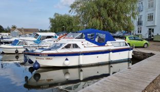 Seamaster 8m - Ocean Blue  - 4 Berth Inland Cruiser