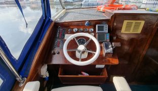 Seamaster 8m - Ocean Blue  - 4 Berth Inland Cruiser