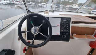 Viking 22 Broad Beam - South Easter - 4 Berth Inland Cruiser