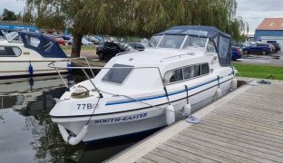 Viking 22 Broad Beam - South Easter - 4 Berth Inland Cruiser