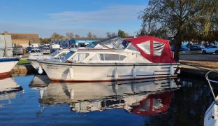 Seamaster 27 - Freddie 2  - 4 Berth Inland Cruiser