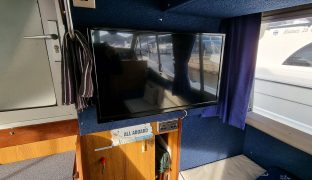 Aquafibre Lowliner 38 - Hiltons Pride - 7 Berth Inland Cruiser