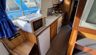 Aquafibre Lowliner 38 - Hiltons Pride - 7 Berth Inland Cruiser