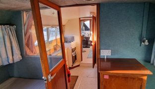 DC 30 - Whisky Daze - 5 Berth Inalnd Cruiser