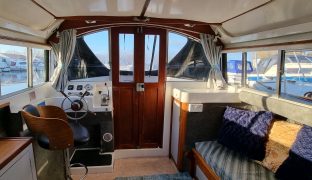 DC 30 - Whisky Daze - 5 Berth Inalnd Cruiser