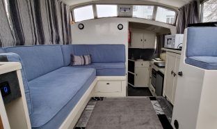 Sheerline 950 - Knot 2 Knight - 6 Berth Inland Cruiser