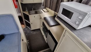 Sheerline 950 - Knot 2 Knight - 6 Berth Inland Cruiser