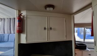 Sheerline 950 - Knot 2 Knight - 6 Berth Inland Cruiser