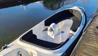 Corsiva 490 - Izzy Wizzy - Open Boat
