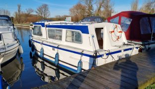 Hampton Safari - Swallow - 4 Berth Inland Cruiser