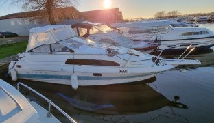 Bayliner 2655 Ciera - Lovely Jubbly - 4 Berth Sports Cruiser