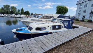 Freeman 22 Mk II - Nautigal - 4 Berth Inland Cruiser