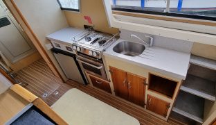 Sheerline 740 - Looby Loo - 3 Berth Inland Cruiser