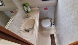 Sheerline 740 - Looby Loo - 3 Berth Inland Cruiser