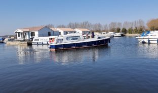 Bourne 35 - Here & There - 6 Berth Inland river cruiser
