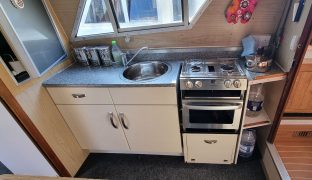 Bourne 35 - Here & There - 6 Berth Inland Cruiser