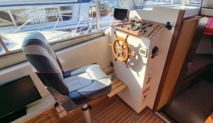 Bourne 35 - Here & There - 6 Berth Inland river cruiser