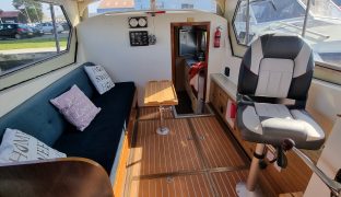 Bourne 35 - Here & There - 6 Berth Inland river cruiser