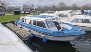 Calypso 28 - Purple Heron - 4 Berth Inland Cruiser