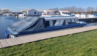 Calypso 28 - Purple Heron - 4 Berth Inland Cruiser