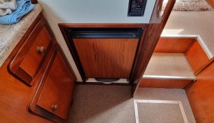 Classic 35 - Lady Elizabeth - 5 Berth Inland Cruiser