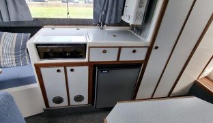 Shetland 4+2 - Fozzi - 4 Berth Inland Cruiser