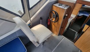 Elysian 27 - Mary - 4 Berth Inland Cruiser