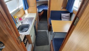 Elysian 27 - Mary - 4 Berth Inland Cruiser