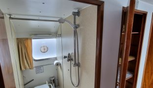 Bounty 37 - Reflection - 7 Berth Inland Cruiser